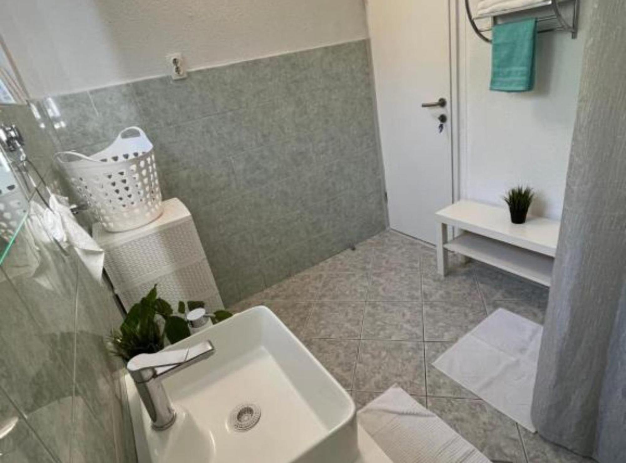 Apartman Pod Plocom Zengg Kültér fotó